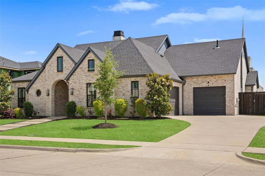 Property photo for 1215 Chapel Drive, Rockwall, TX