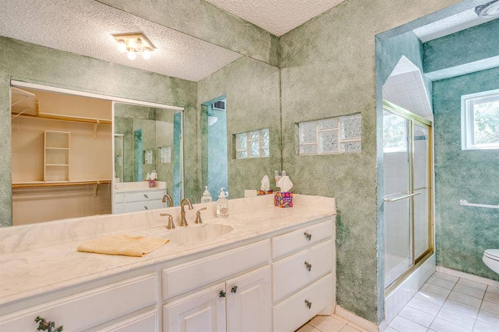 13350 Miller Road, Azle, TX 76020 13350 Miller Road, Azle, TX 76020