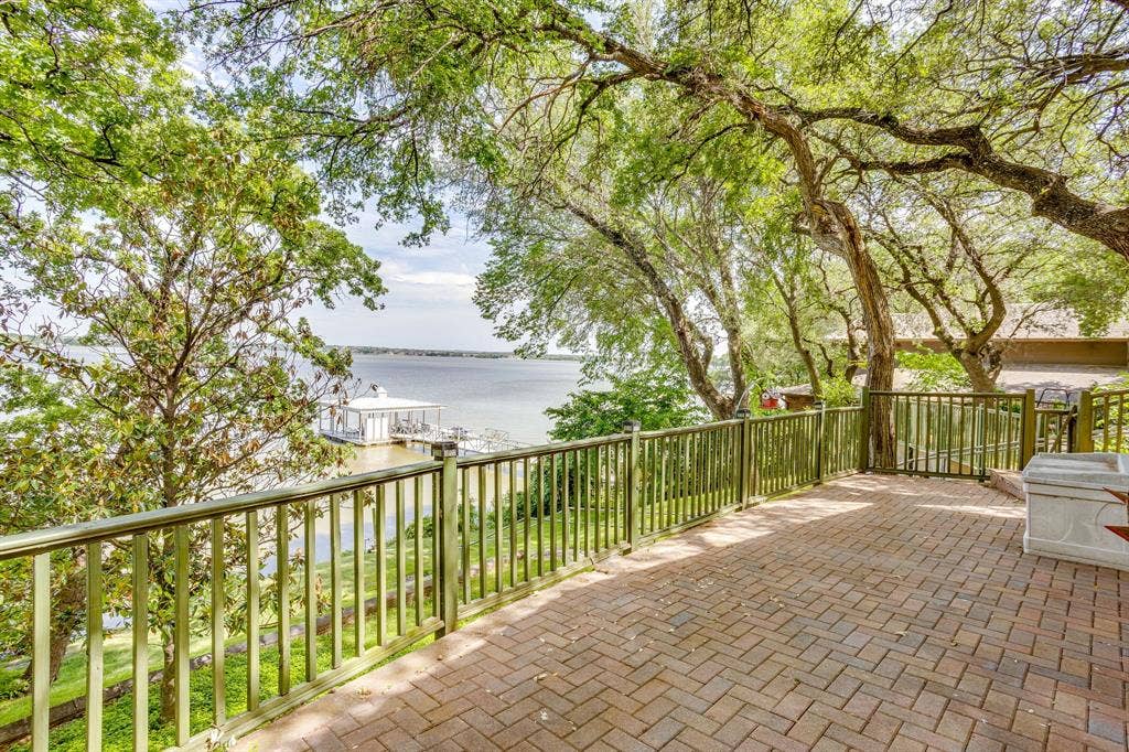 13350 Miller Road, Azle, TX 76020 13350 Miller Road, Azle, TX 76020