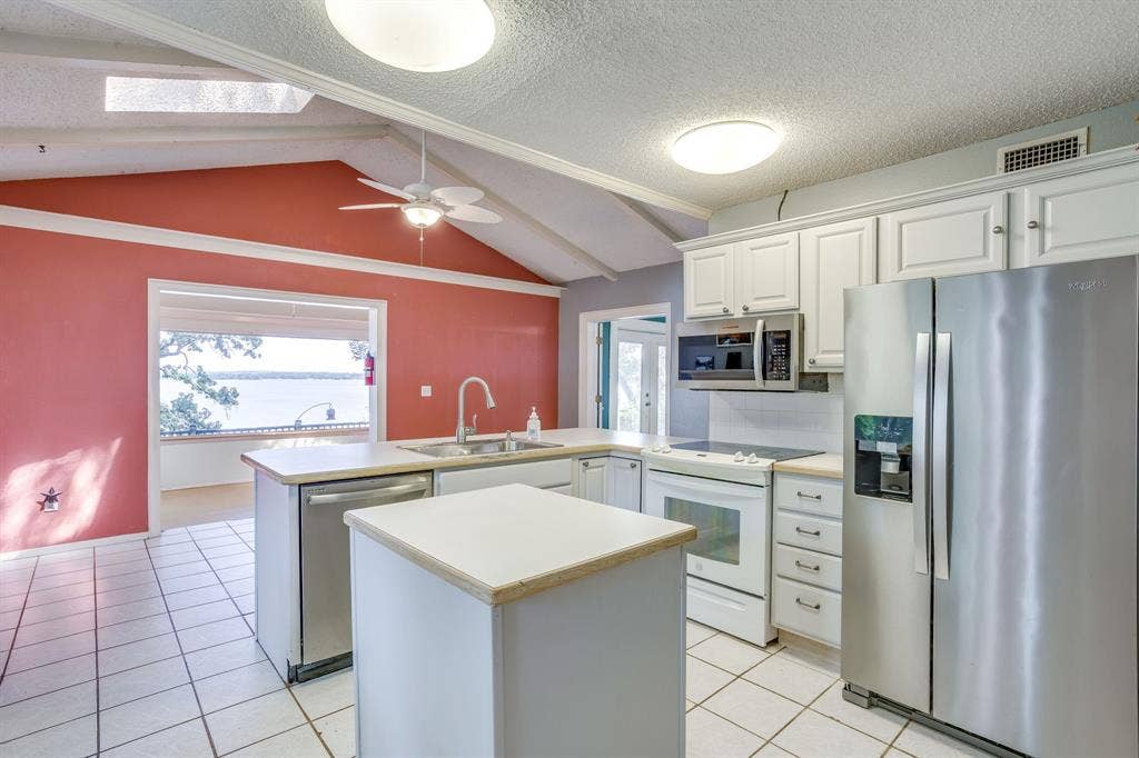 13350 Miller Road, Azle, TX 76020 13350 Miller Road, Azle, TX 76020