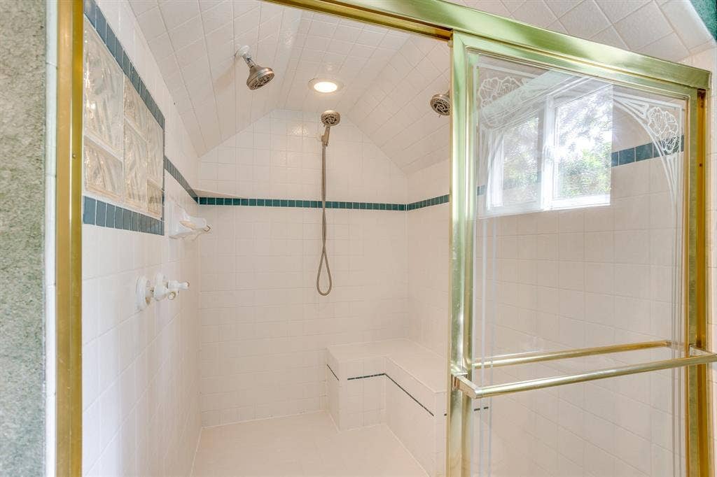 13350 Miller Road, Azle, TX 76020 13350 Miller Road, Azle, TX 76020