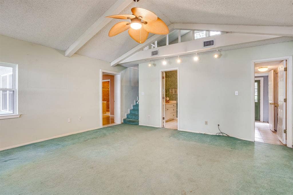 13350 Miller Road, Azle, TX 76020 13350 Miller Road, Azle, TX 76020