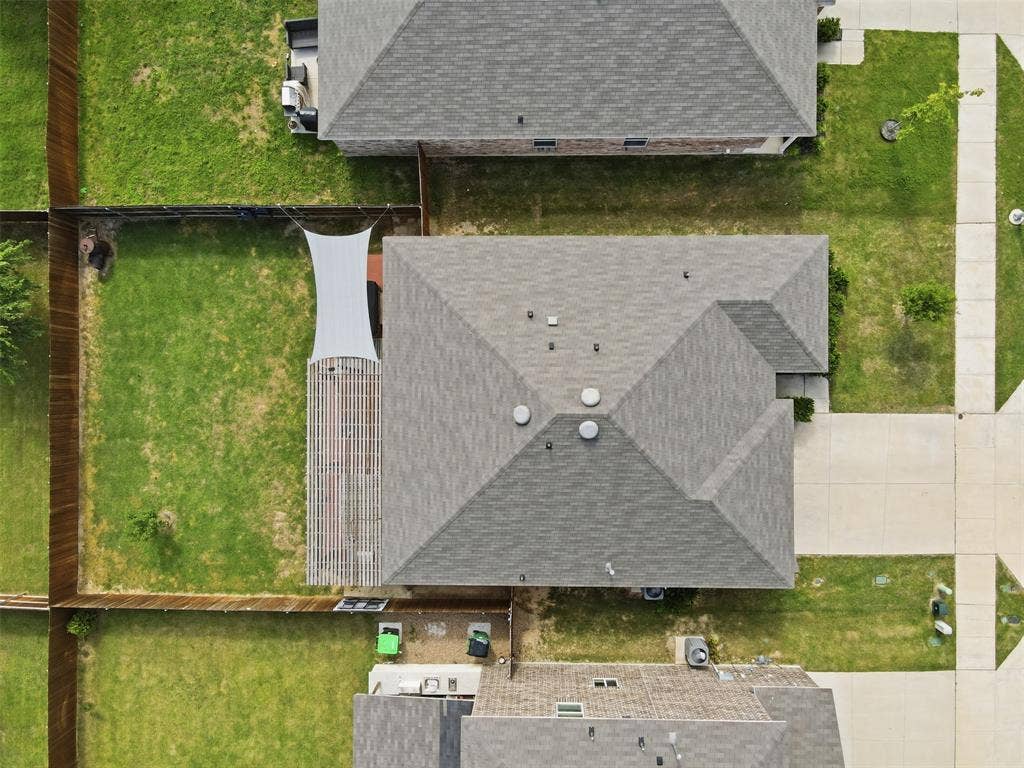 921 Shire Avenue, Haslet, TX 76052