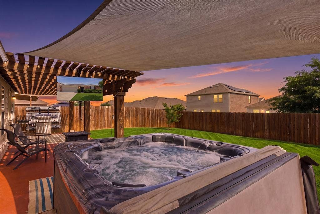 921 Shire Avenue, Haslet, TX 76052