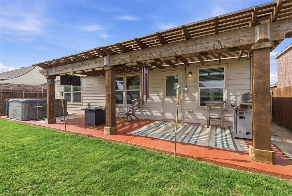 921 Shire Avenue, Haslet, TX 76052