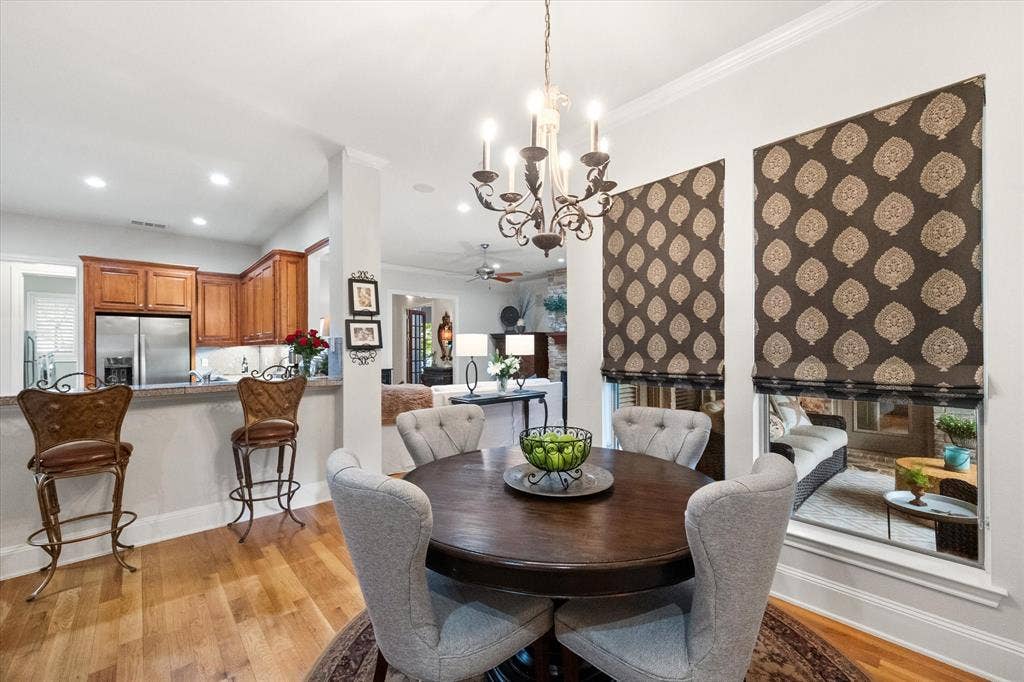 2123 Westchester Drive, Mansfield, TX 76063 2123 Westchester Drive, Mansfield, TX 76063