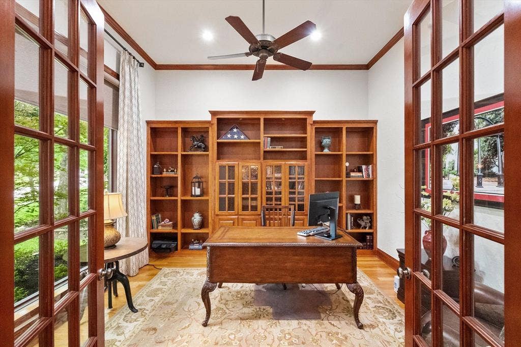2123 Westchester Drive, Mansfield, TX 76063 Large office with built-ins and huge new window with great views