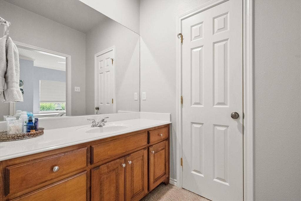 2123 Westchester Drive, Mansfield, TX 76063 2123 Westchester Drive, Mansfield, TX 76063