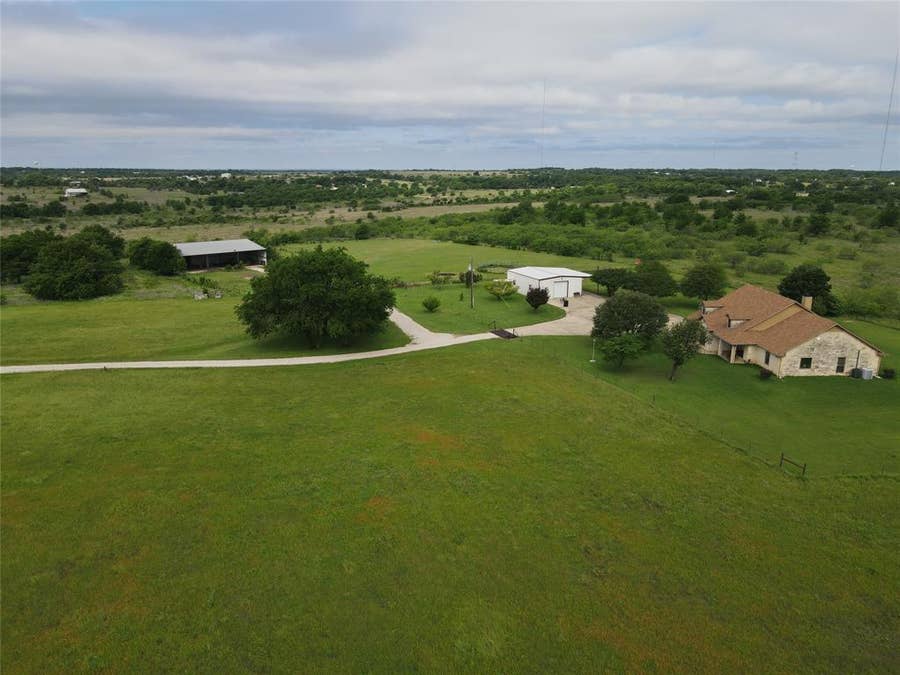 Property photo for 2276 Hodge, Moody, TX