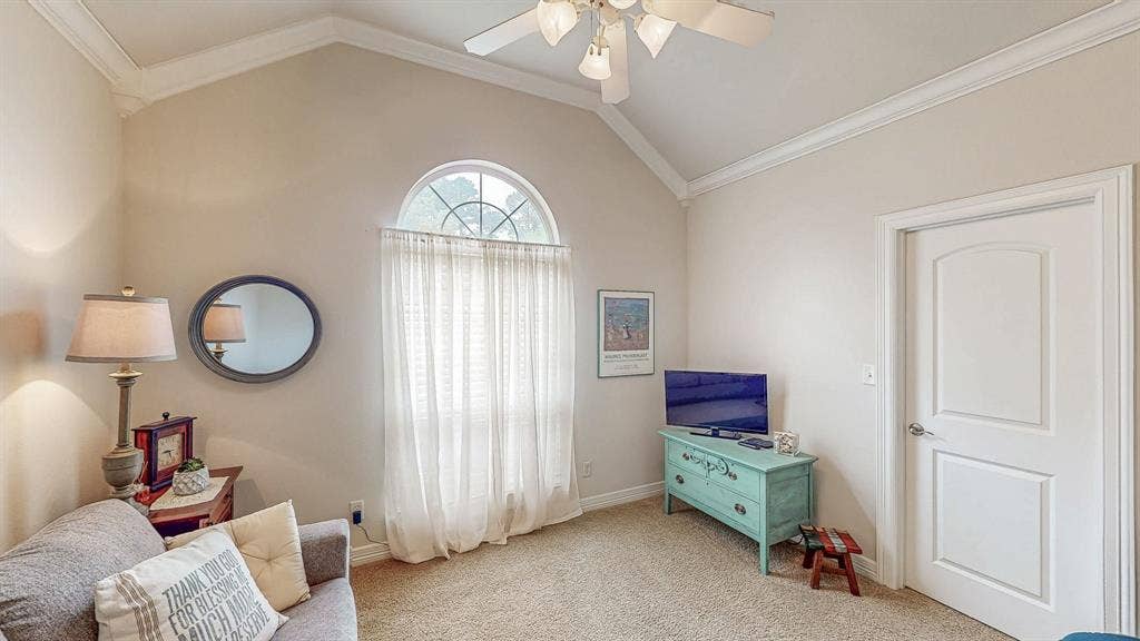 685 Bunker Drive, Tyler, TX 75703 685 Bunker Drive, Tyler, TX 75703