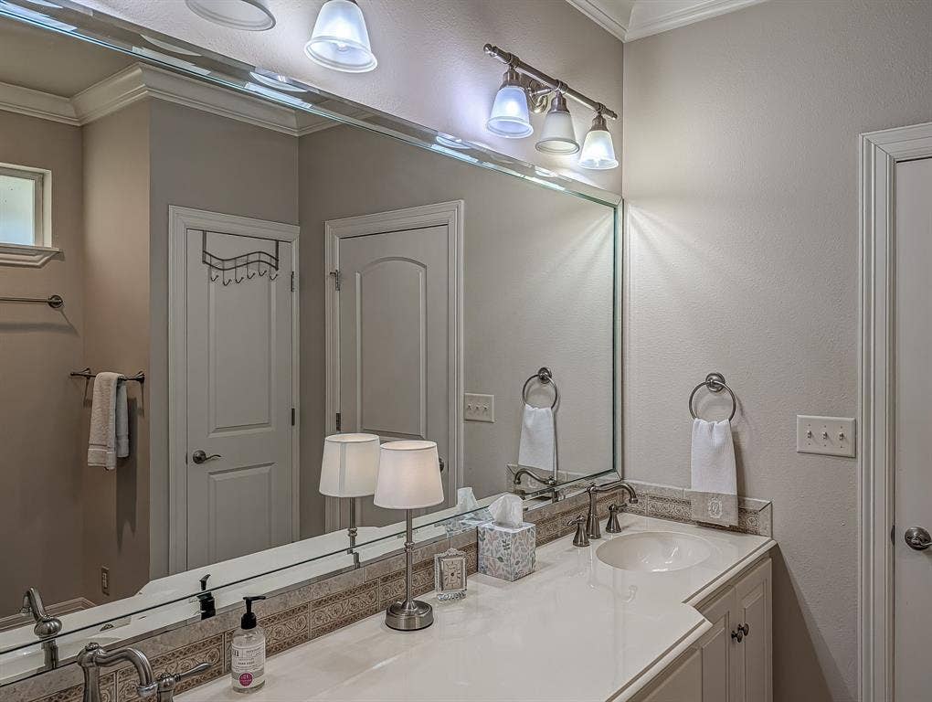 685 Bunker Drive, Tyler, TX 75703 685 Bunker Drive, Tyler, TX 75703