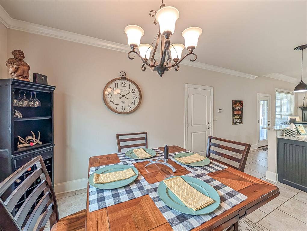 685 Bunker Drive, Tyler, TX 75703 685 Bunker Drive, Tyler, TX 75703
