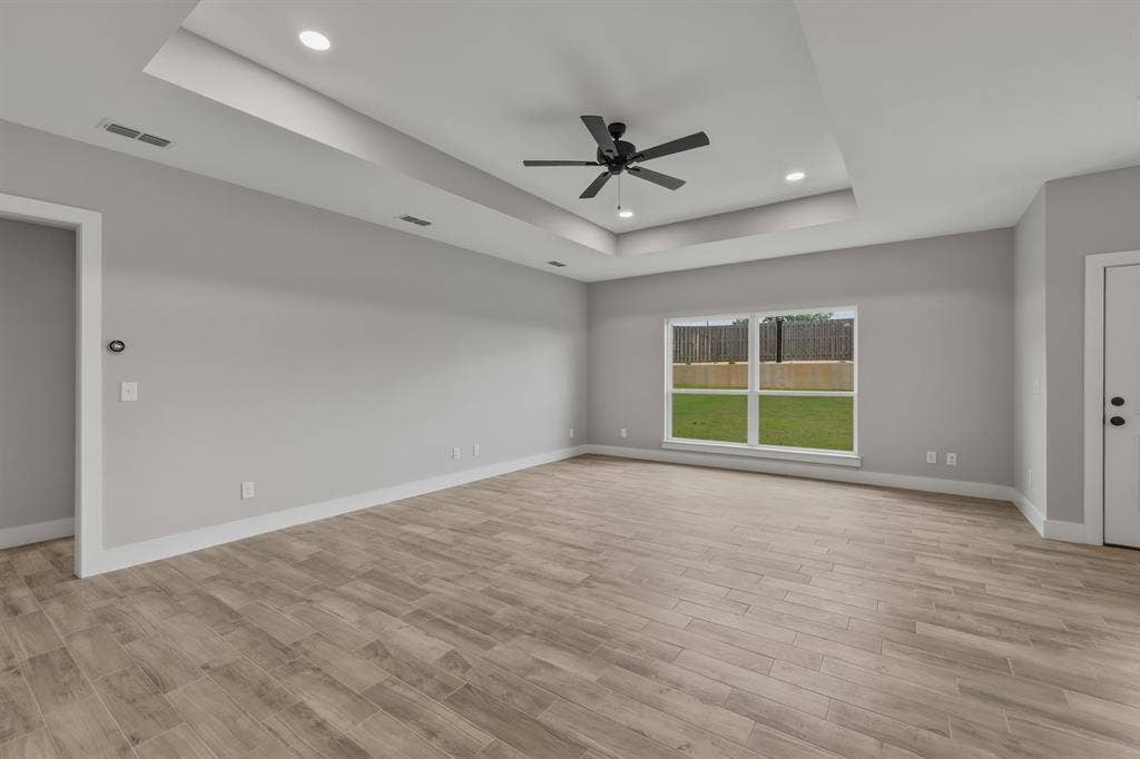 16221 Crossing Circle, Lindale, TX 75771 16221 Crossing Circle, Lindale, TX 75771