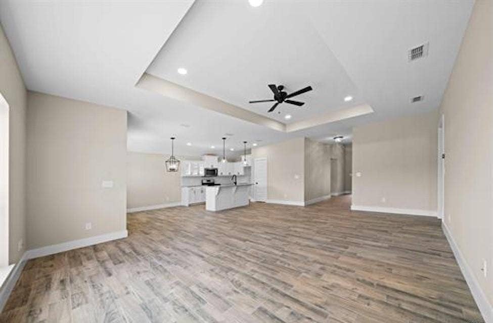 16221 Crossing Circle, Lindale, TX 75771 16221 Crossing Circle, Lindale, TX 75771