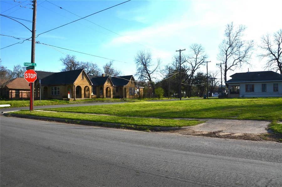Property photo for 3525 Wendelkin Street, Dallas, TX
