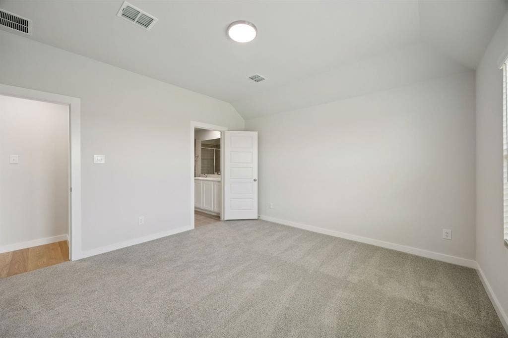 2123 Derby Drive, Seagoville, TX 75159 Primary Suite in the Hadley home plan by Trophy Signature Homes – REPRESENTATIVE PHOTO