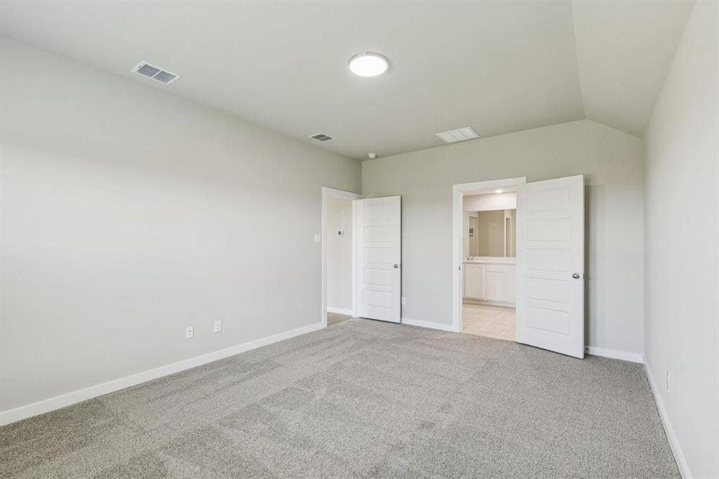 1884 Balfour Bend, Forney, TX 75126 Primary Suite in the Harper home plan by Trophy Signature Homes – REPRESENTATIVE PHOTO