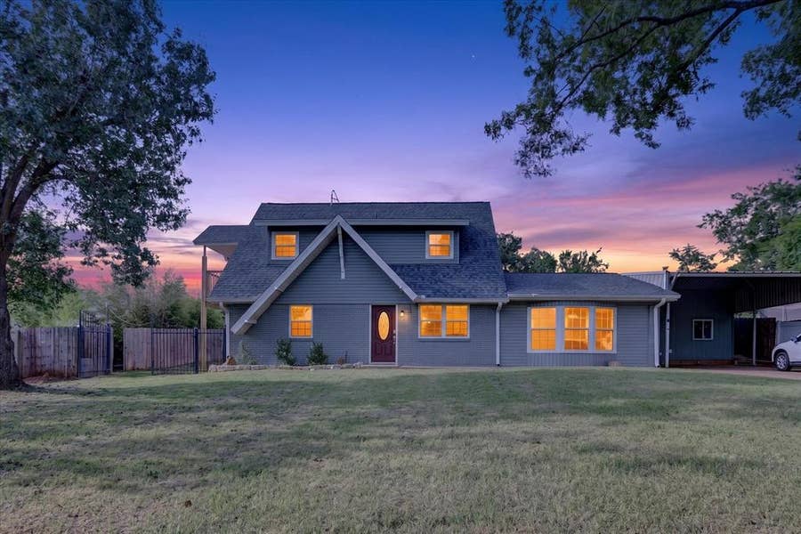 Property photo for 12410 Deeds Court, Azle, TX