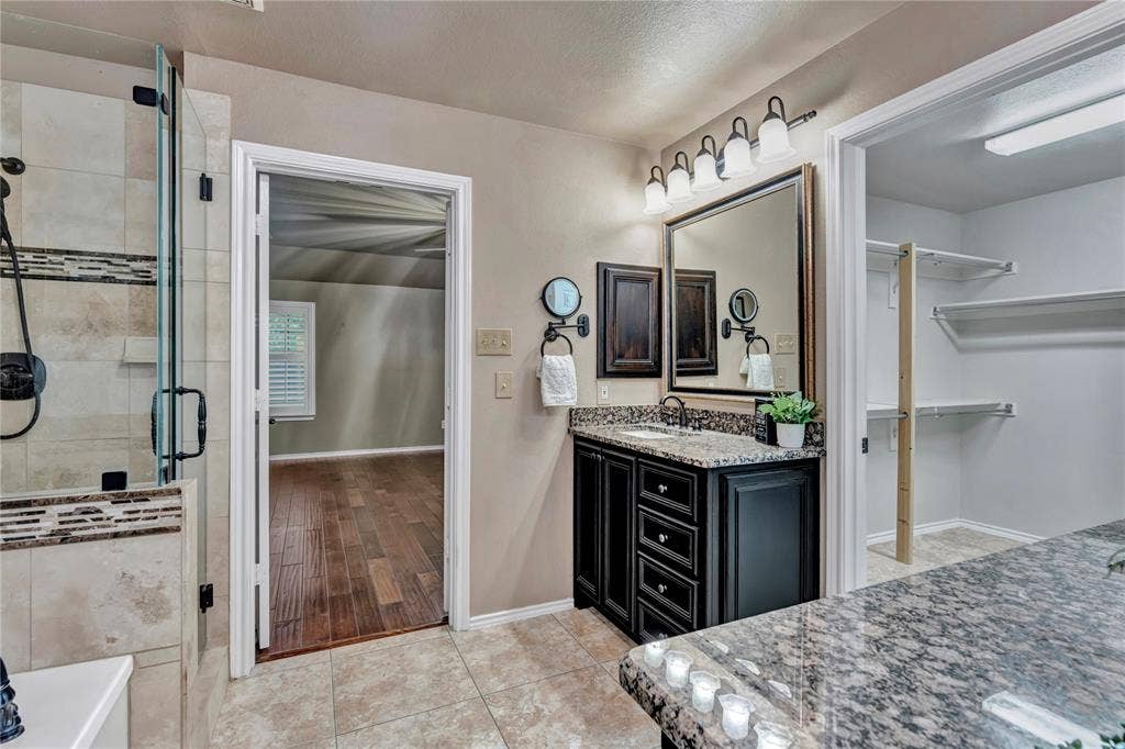 2405 Charlene Drive, Plano, TX 75074 2405 Charlene Drive, Plano, TX 75074
