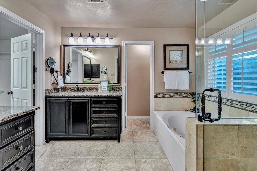 2405 Charlene Drive, Plano, TX 75074 2405 Charlene Drive, Plano, TX 75074