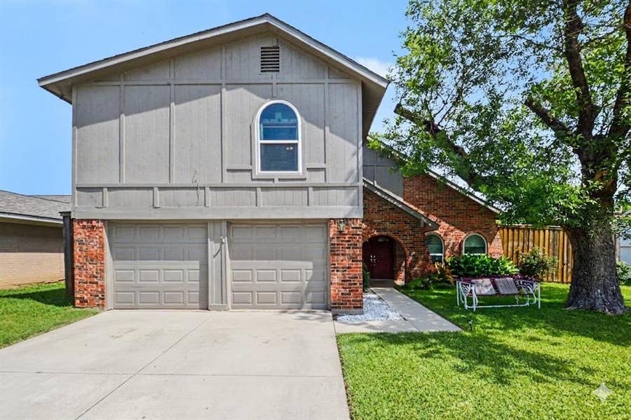 Property photo for 5518 Round Rock Road, Garland, TX