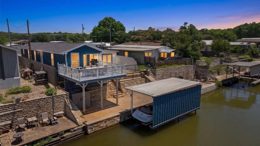 Property photo for 6606 Ashley Court, Granbury, TX