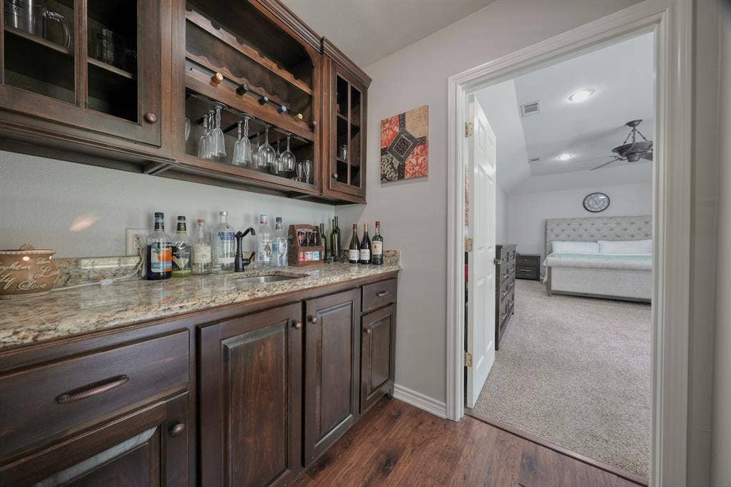 6112 Sutherland Drive, Tyler, TX 75703 6112 Sutherland Drive, Tyler, TX 75703