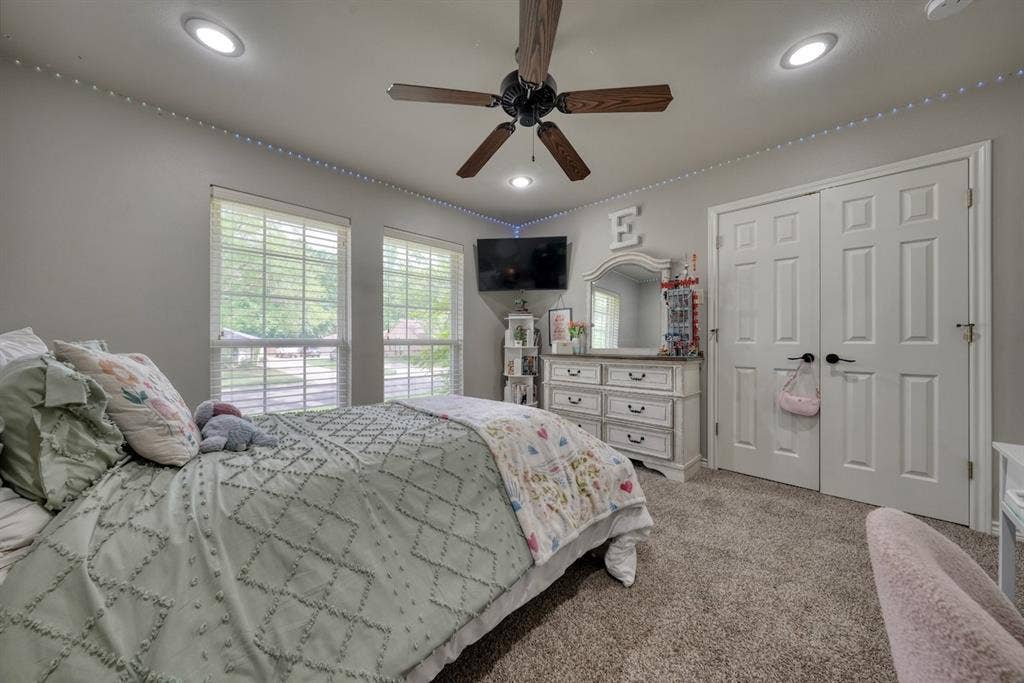 6112 Sutherland Drive, Tyler, TX 75703 6112 Sutherland Drive, Tyler, TX 75703
