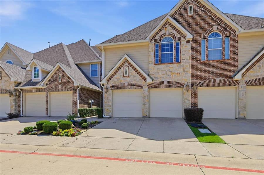 Property photo for 2957 Florence Drive, Lewisville, TX