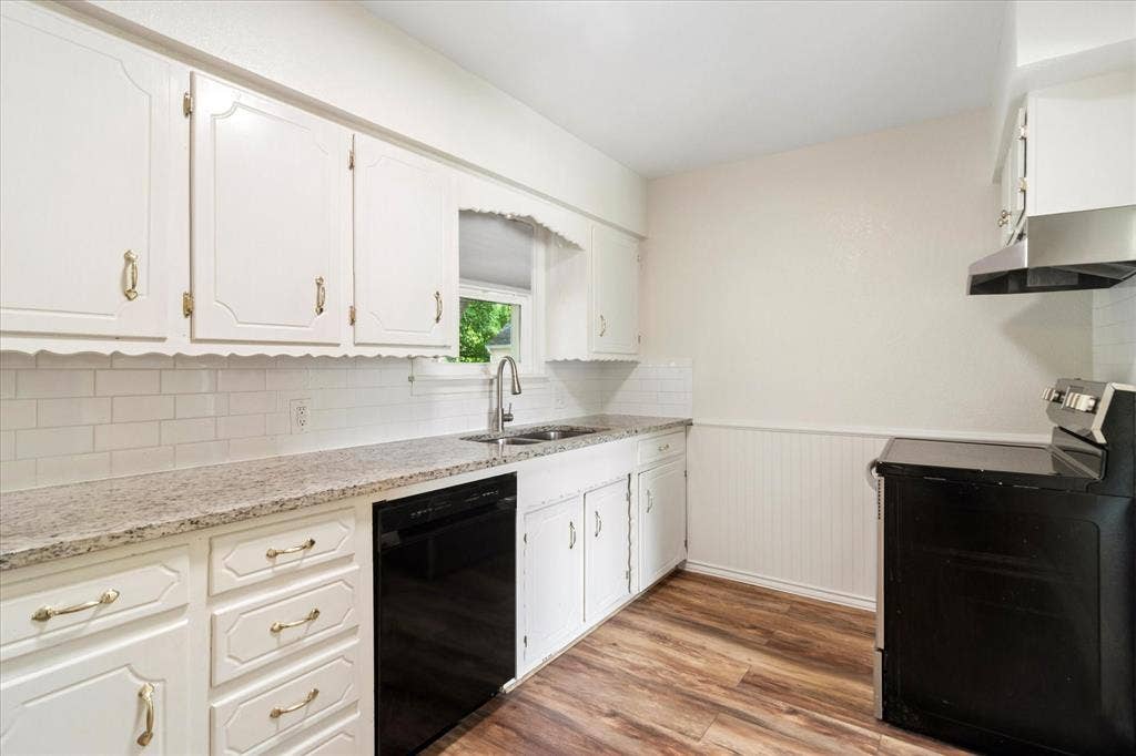1336 Devonwood Drive, Garland, TX 75041 1336 Devonwood Drive, Garland, TX 75041