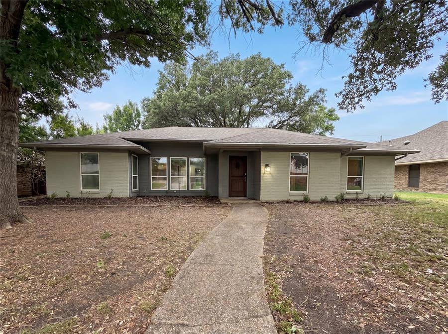 Property photo for 3717 Knob Hill Drive, Plano, TX