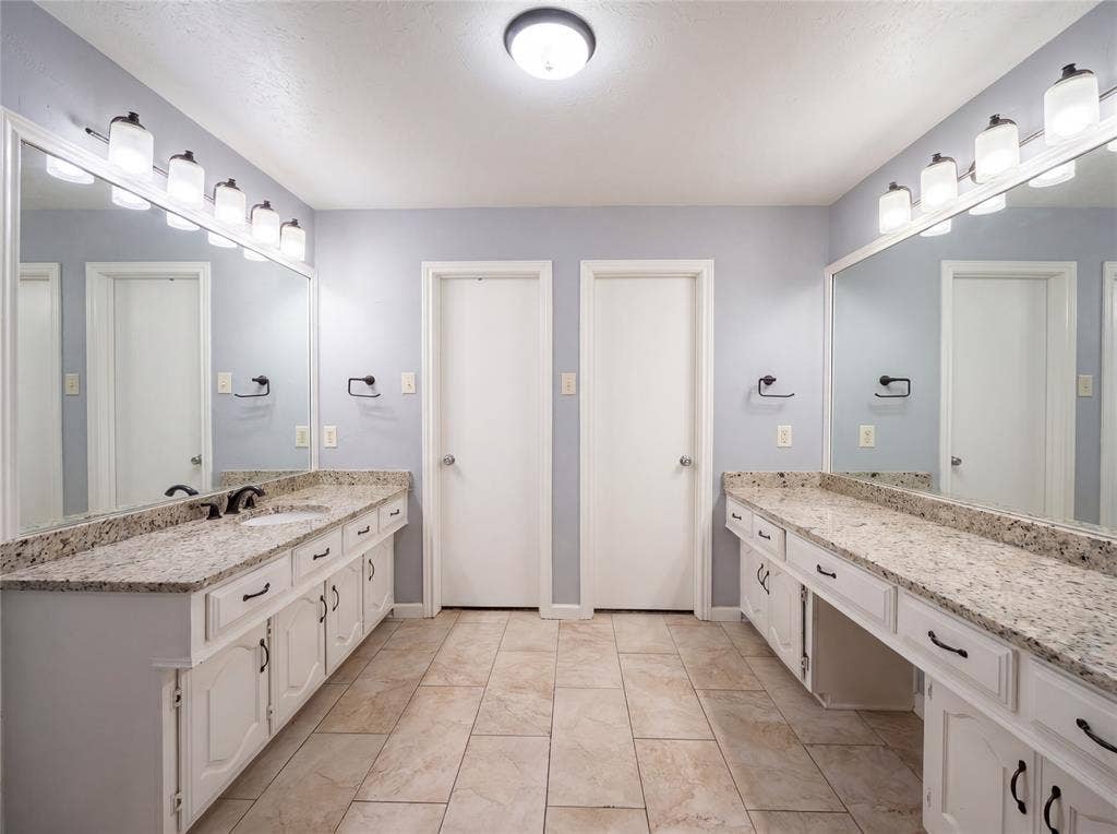 3717 Knob Hill Drive, Plano, TX 75023 3717 Knob Hill Drive, Plano, TX 75023