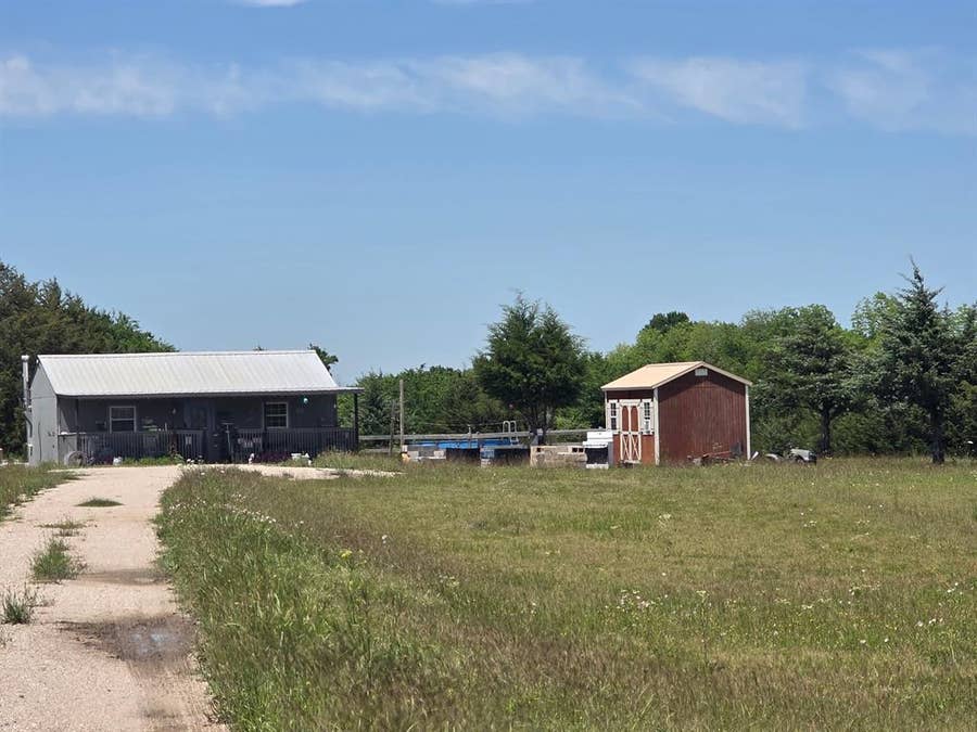 Property photo for 4872 County Road 1101, Celeste, TX