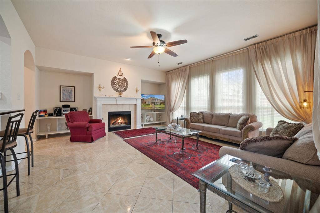 1571 Coastal Drive, Rockwall, TX 75087 1571 Coastal Drive, Rockwall, TX 75087