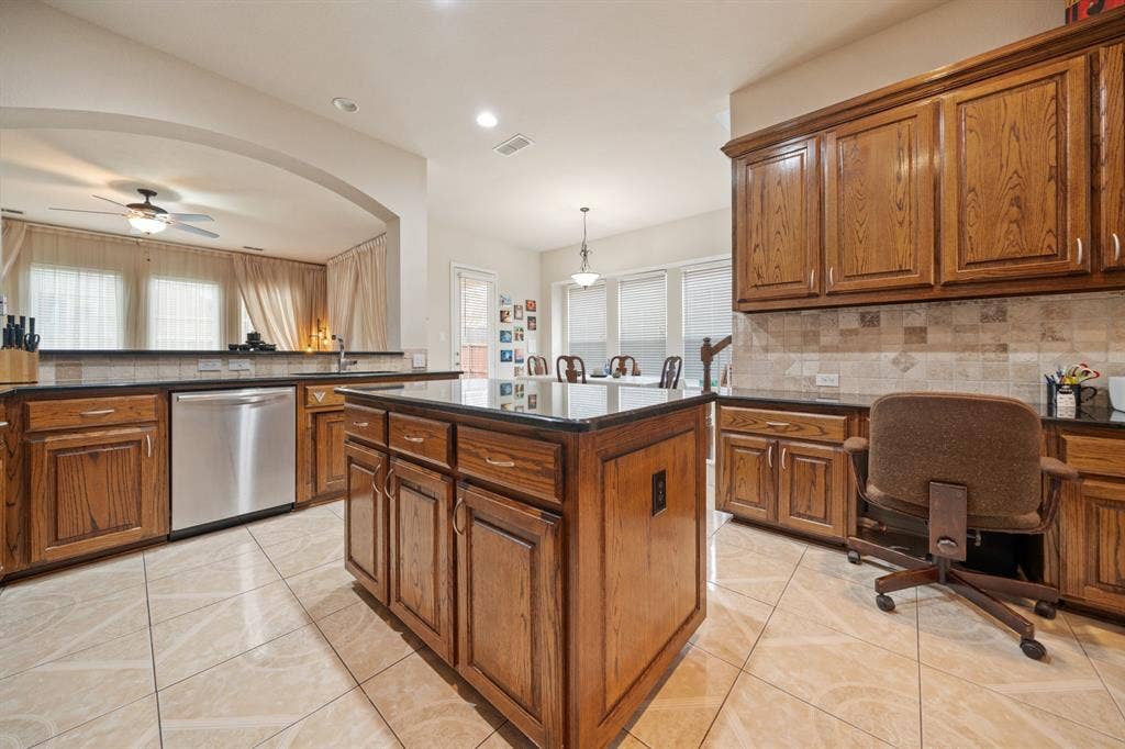 1571 Coastal Drive, Rockwall, TX 75087 1571 Coastal Drive, Rockwall, TX 75087