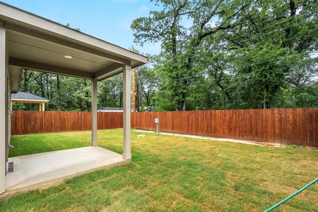 106 Navajo Drive, Mabank, TX 75156 106 Navajo Drive, Mabank, TX 75156