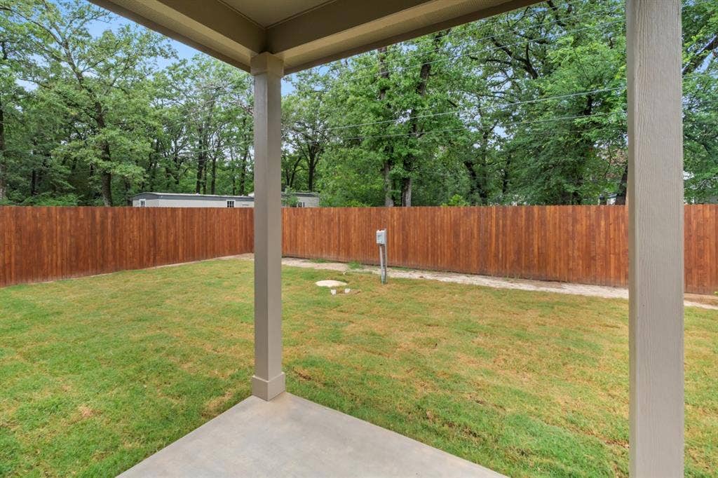 106 Navajo Drive, Mabank, TX 75156 106 Navajo Drive, Mabank, TX 75156