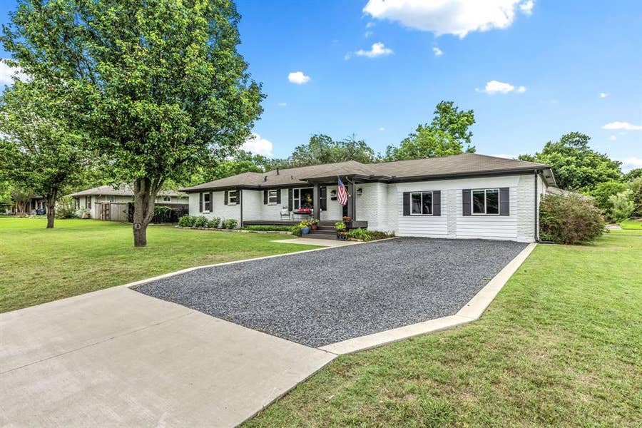 Property photo for 1809 Greenwood Road, McKinney, TX