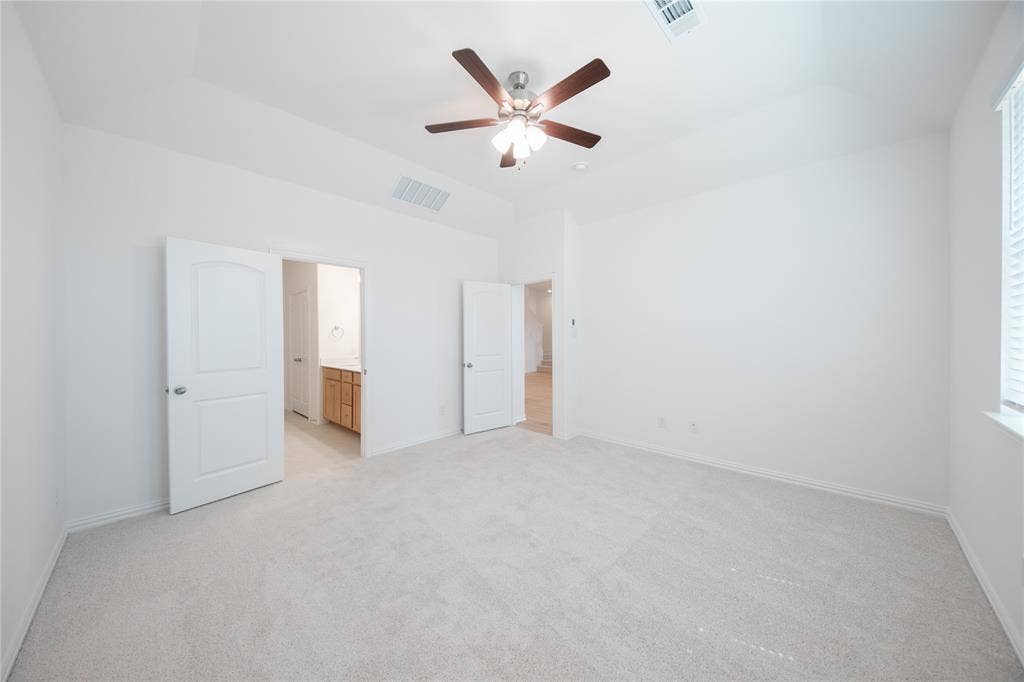 301 Thorn Creek Drive, Anna, TX 75409 Primary Bedroom