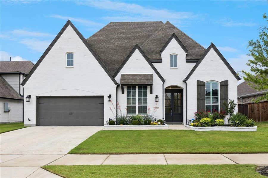 Property photo for 7529 Switchwood Lane, Fort Worth, TX