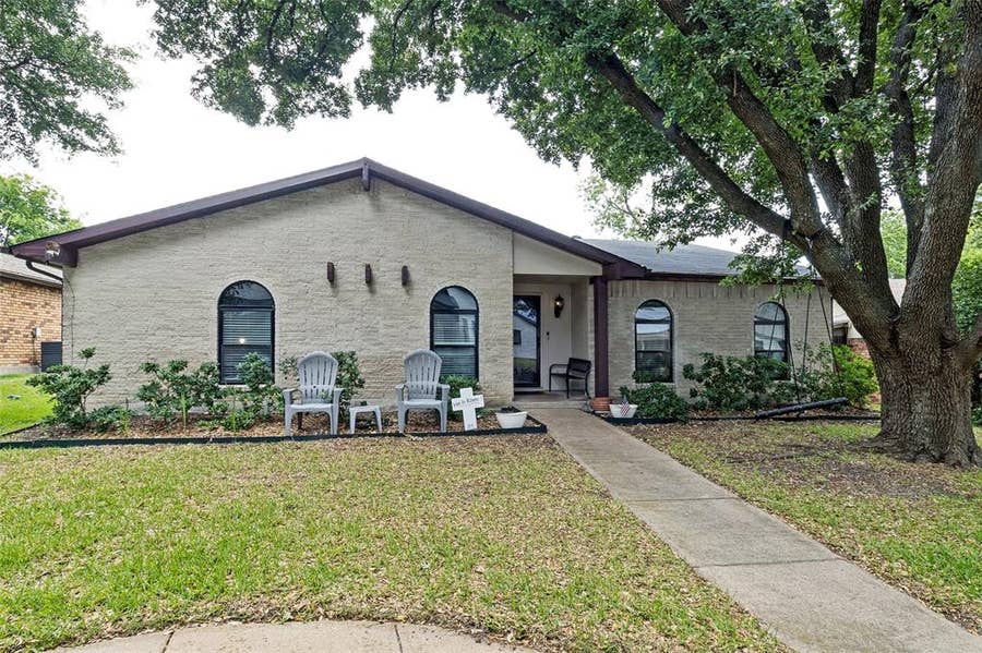 Property photo for 10826 Wallbrook Drive, Dallas, TX