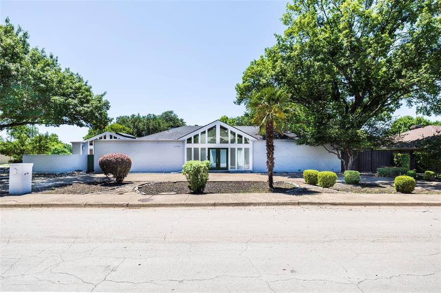 Property photo for 6954 Leameadow Drive, Dallas, TX