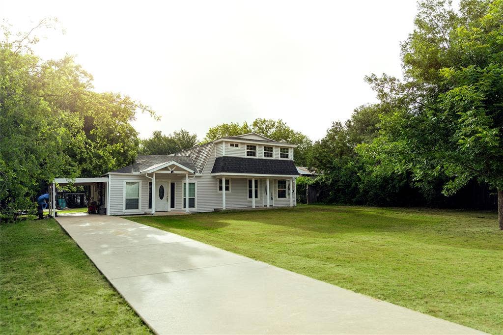 405 Granbury Court, Granbury, TX 76049 405 Granbury Court, Granbury, TX 76049