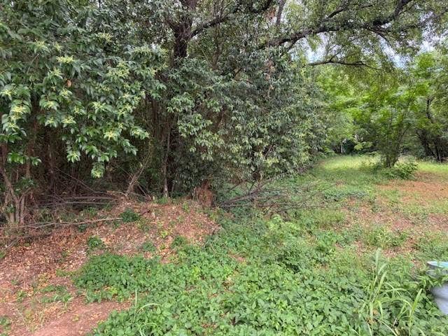 Property photo for 1605 S Chisholm Trail, Granbury, TX