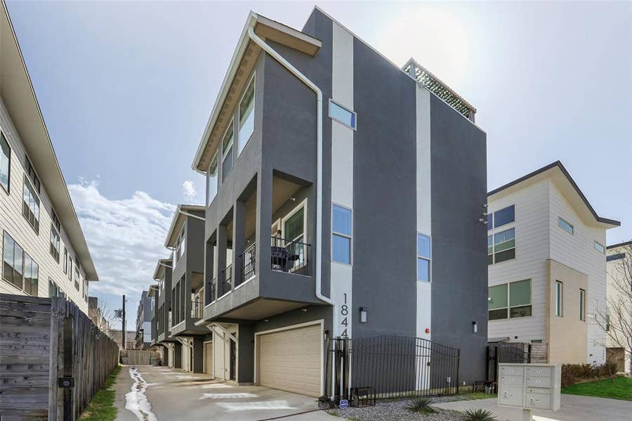 Property photo for 1844 Euclid Avenue, #3, Dallas, TX