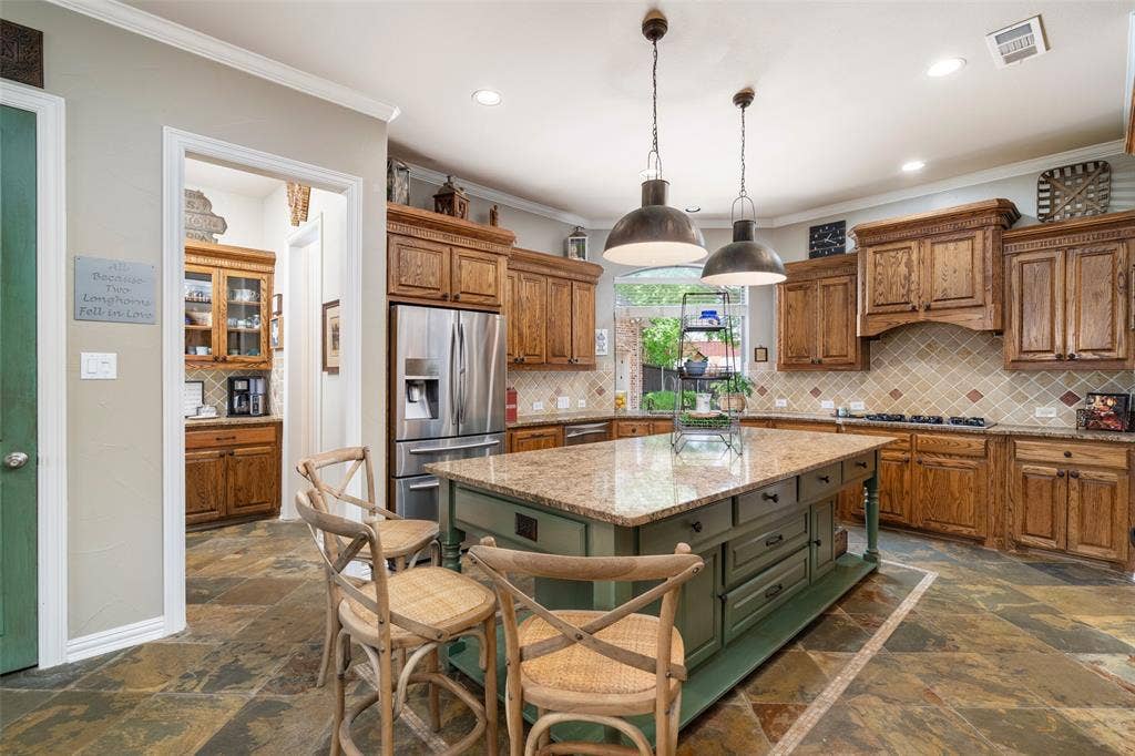 1097 Limestone Court, Allen, TX 75013 1097 Limestone Court, Allen, TX 75013