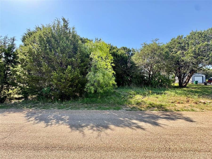 Property photo for 1033 Indian Drive, Granbury, TX