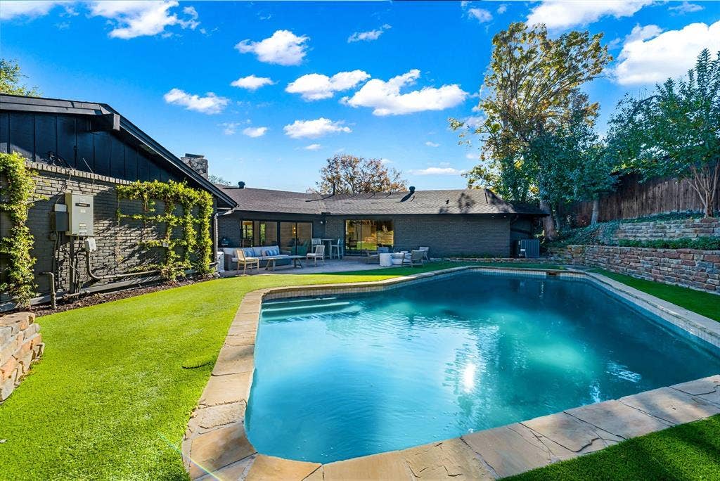 6275 Preston Creek Drive, Dallas, TX 75240 Outdoor pool featuring a patio area and an outdoor hangout area