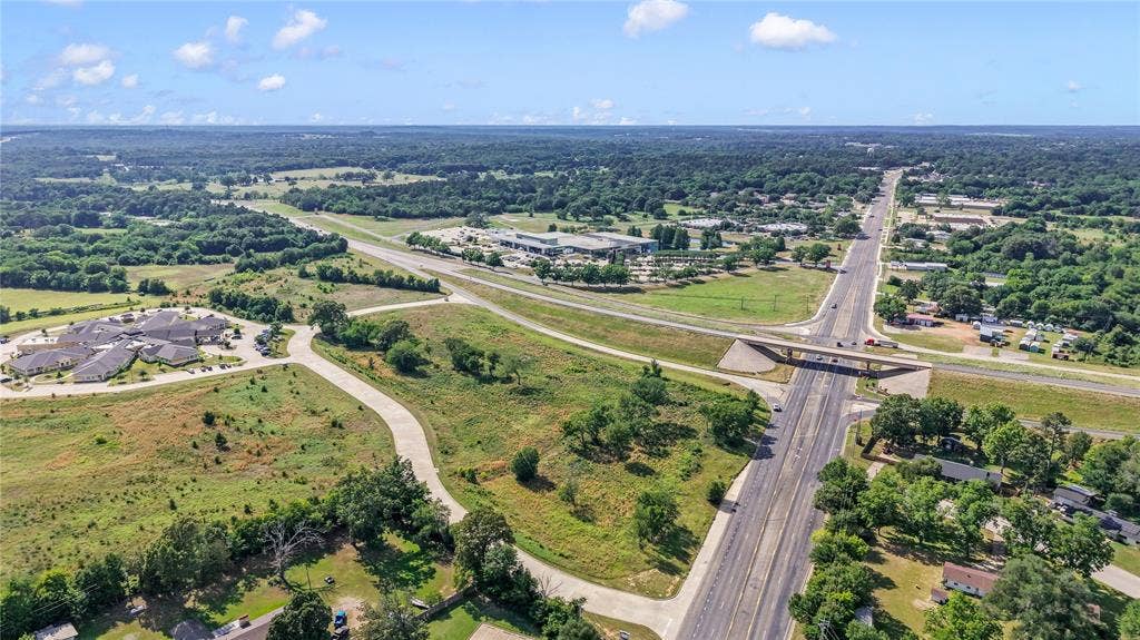 120 Commons Drive, Athens, TX 75751 120 Commons Drive, Athens, TX 75751
