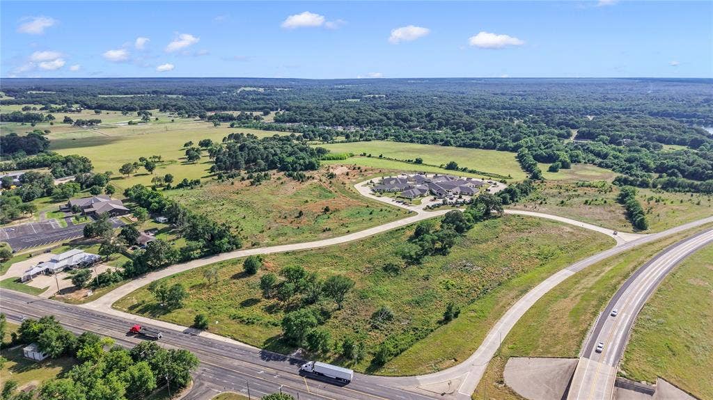 120 Commons Drive, Athens, TX 75751 120 Commons Drive, Athens, TX 75751